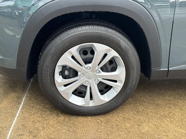 2025 Chevrolet Trax — detail view