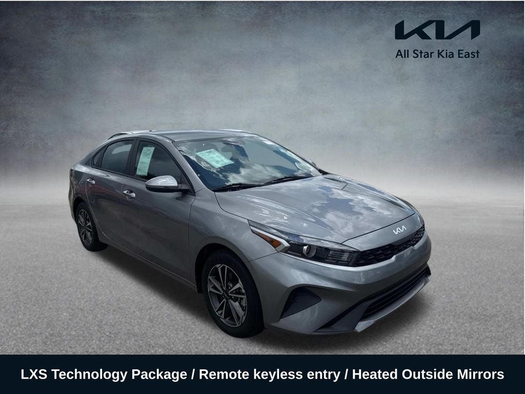 2023 Kia Forte Lxs