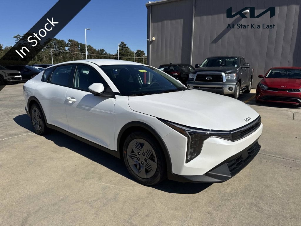 2027 Kia K4 LX