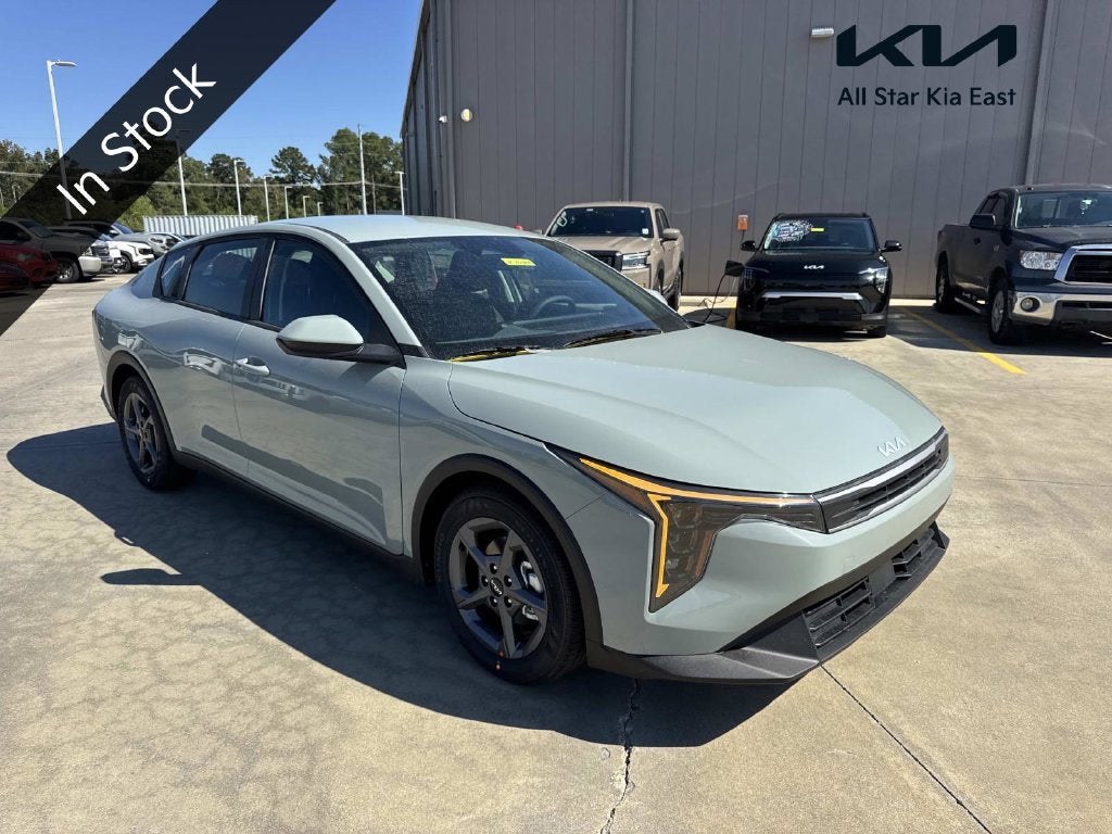 2027 Kia K4 LXS