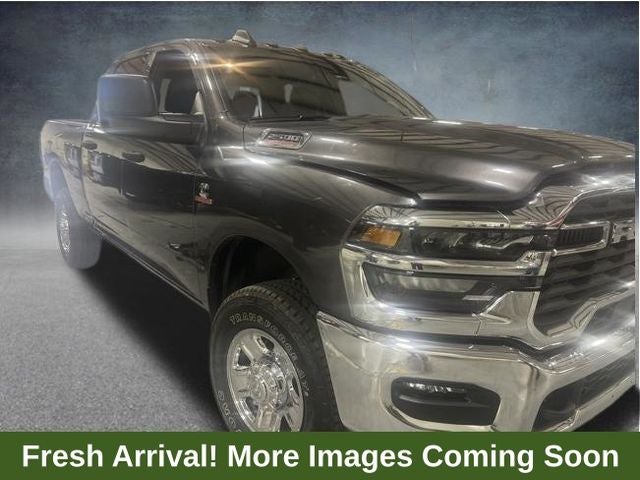 2026 RAM 2500 Tradesman Crew Cab 4X4 6'4' Box