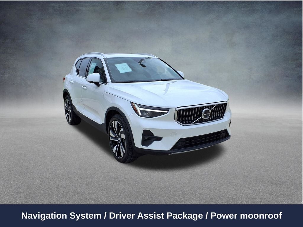 2023 Volvo Xc40 B5 Plus Bright Theme