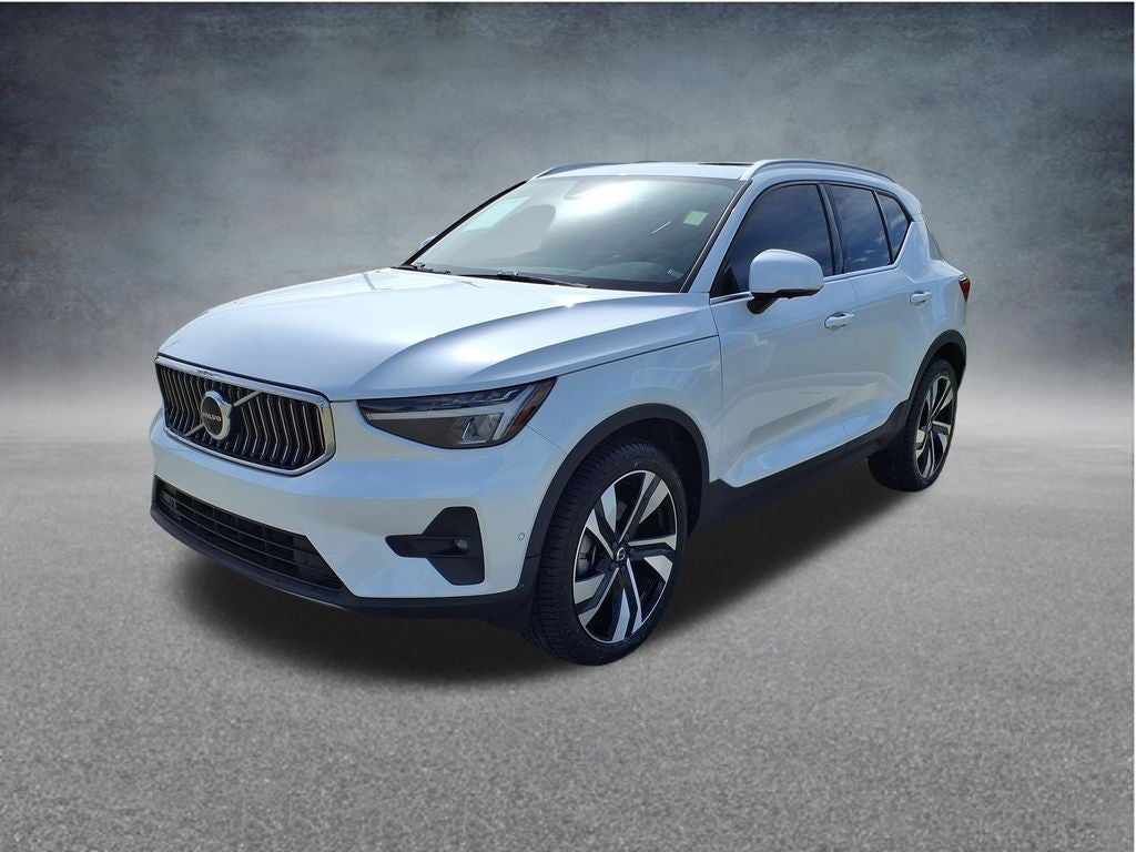 2023 Volvo XC40 Ultimate